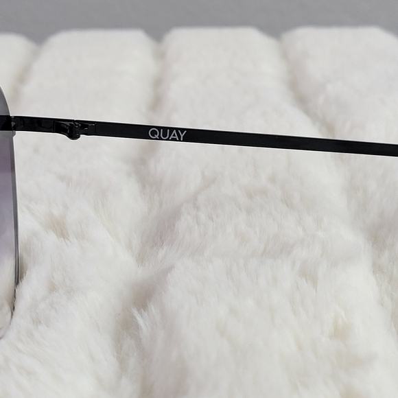 QUAY // ltd ed chrissy teigen rimless oversized round dark smoke sunglasses main image 6
